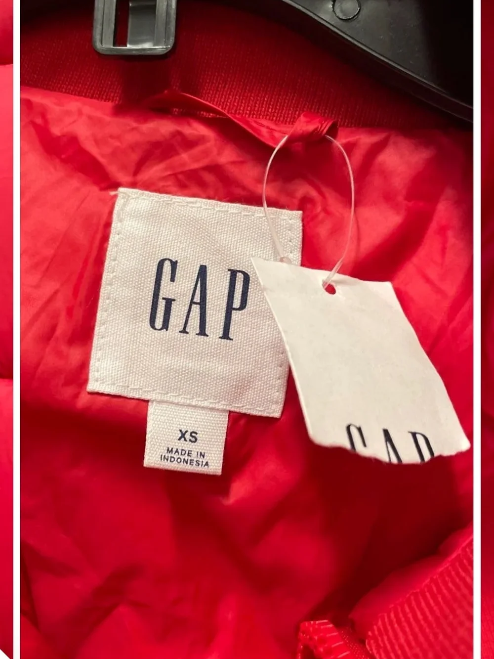 Nwt GAP Red Puffer Jacket XS